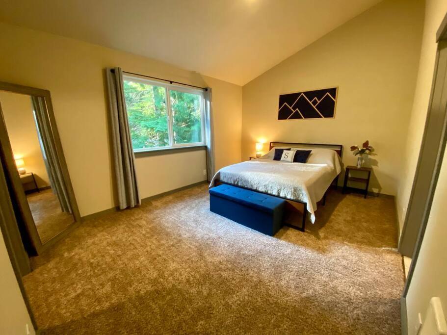 New Modern Cabin! 5Mi To Mt Rainier National Park! Hot Tub & Wifi أشفورد المظهر الخارجي الصورة