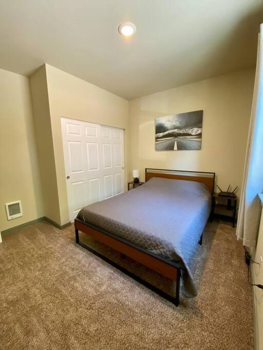New Modern Cabin! 5Mi To Mt Rainier National Park! Hot Tub & Wifi أشفورد المظهر الخارجي الصورة
