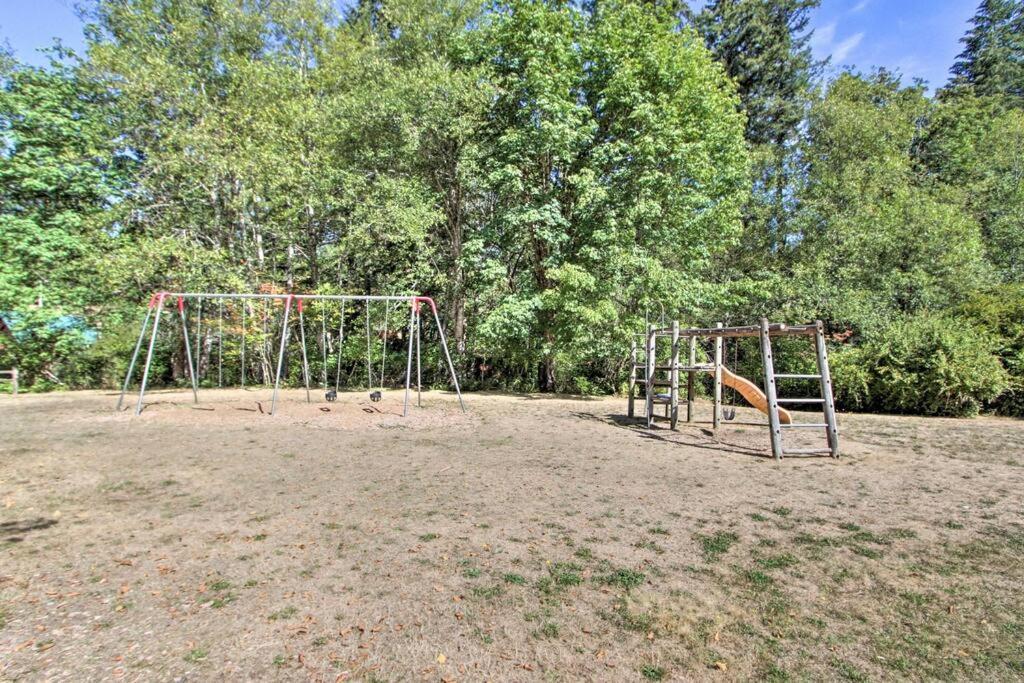 New Modern Cabin! 5Mi To Mt Rainier National Park! Hot Tub & Wifi أشفورد المظهر الخارجي الصورة