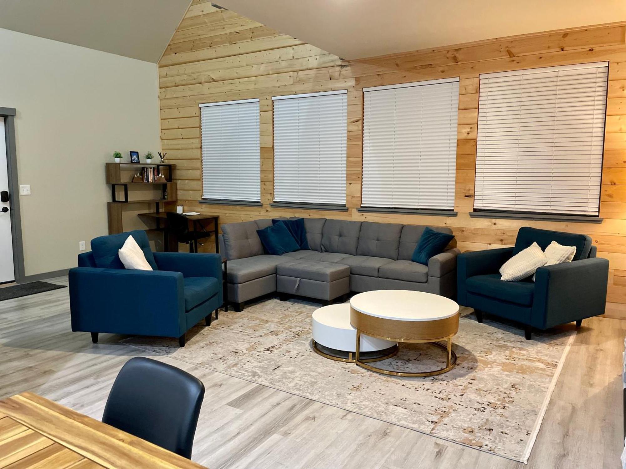 New Modern Cabin! 5Mi To Mt Rainier National Park! Hot Tub & Wifi أشفورد المظهر الخارجي الصورة